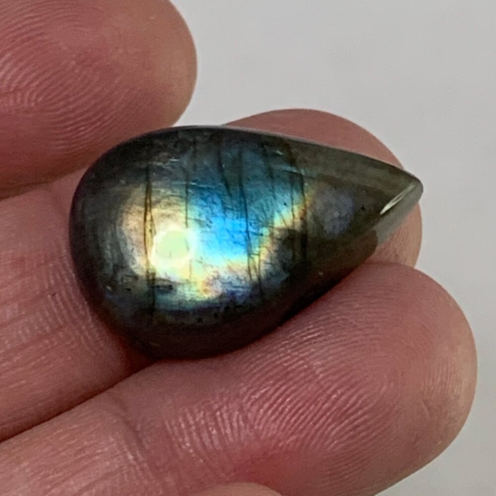 Color Flash Labradorite - Picture 10 of 14